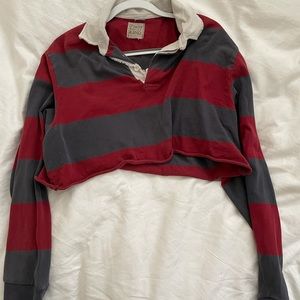 Vintage cropped rugby top!